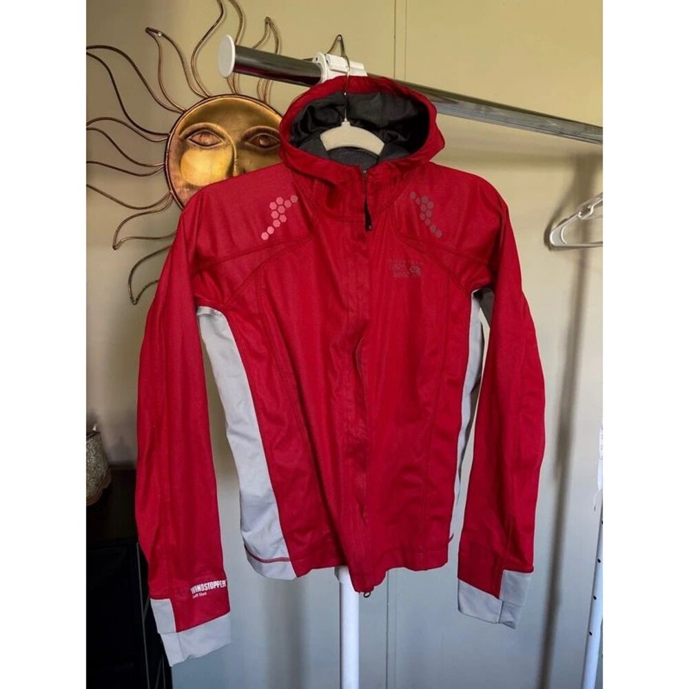 Women’s Mountain Hardwear red softshell jacket winter outdoor lightweight M